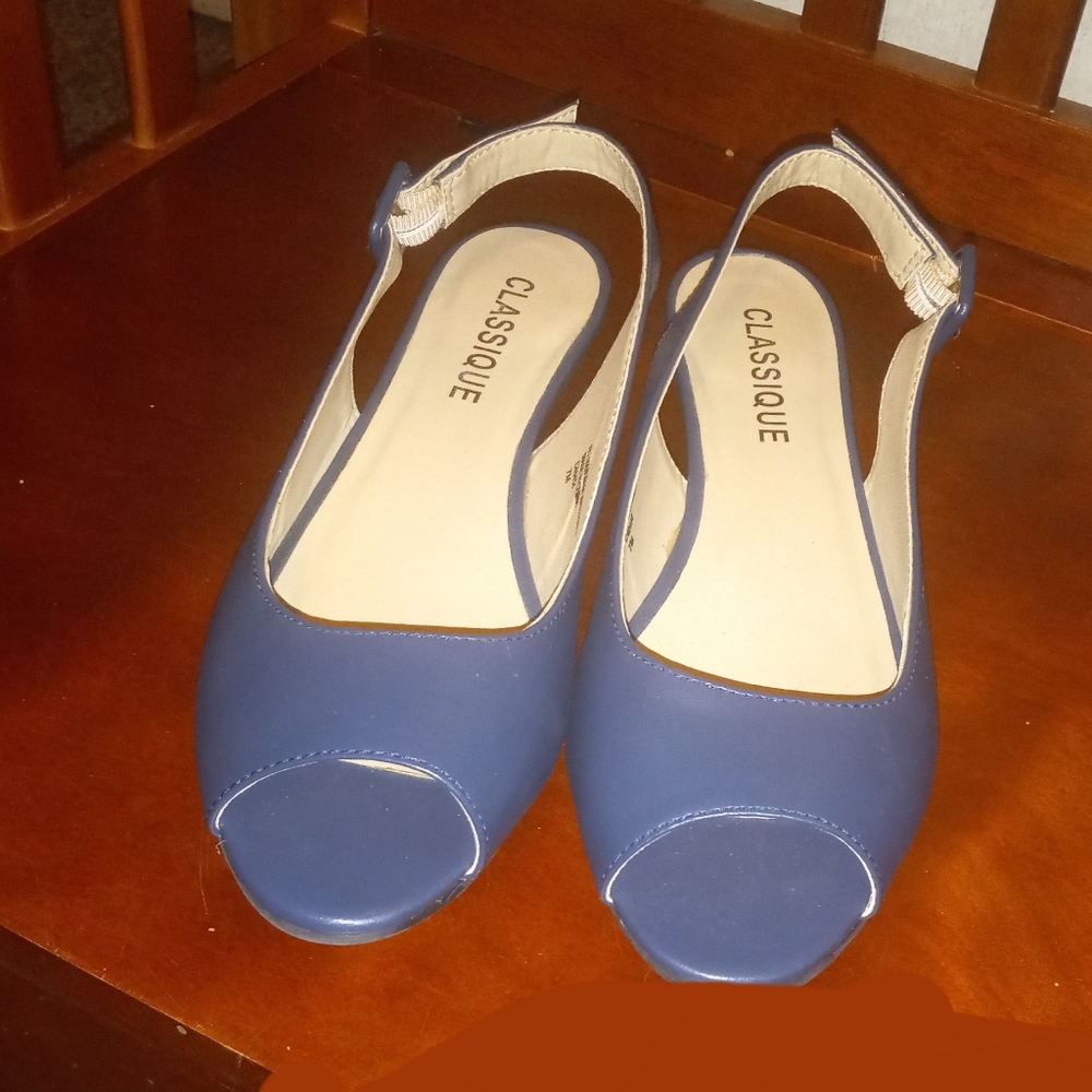 CLEARANCE Dress shoes